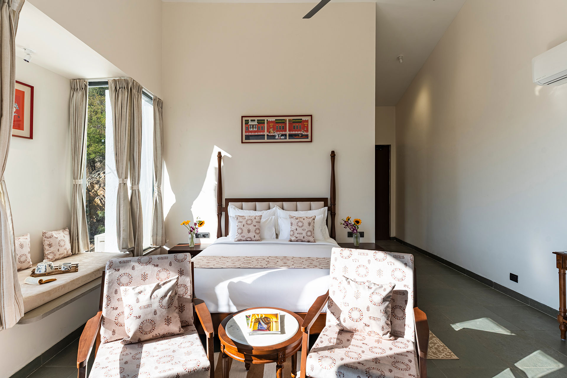 Bhavyalok Villa near Badi Lake